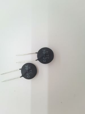 Résistance thermique NTC -2% à -6% Coefficient thermique 0,5 mW/°C à 10 mW/°C