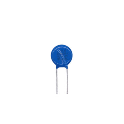 1pF-1000pF 0.5W-10W Varistors d'oxyde de métal se déplace à travers le trou Protègeur contre les surtensions