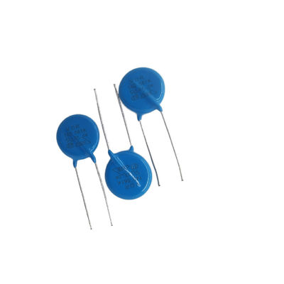 Le système SMD / DIP est équipé d'un Varistor d'oxyde de métal 14D431K